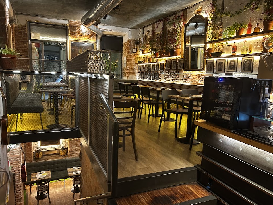 Taberna Restaurante El Típico Madrid